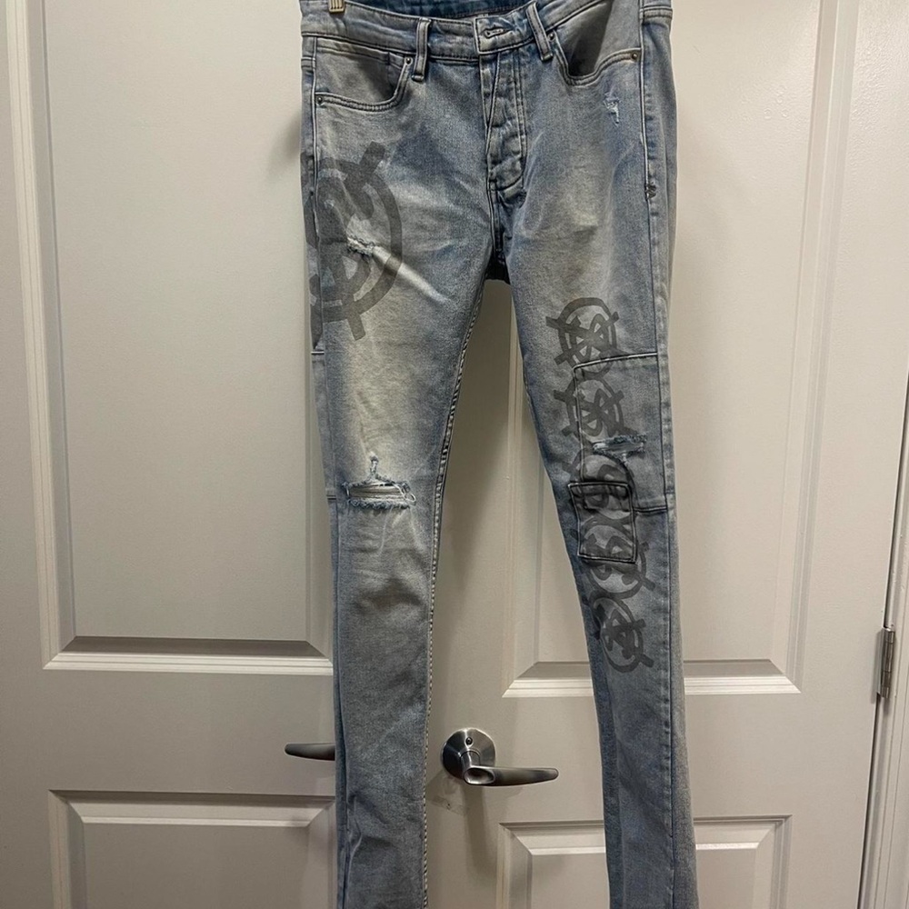 Men's Gray Jeans with Graphic Design